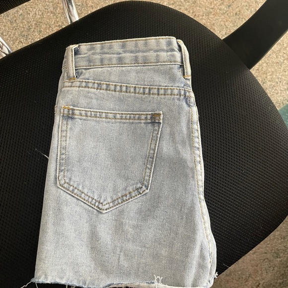 Long Rhinestone shorts - Picture 2 of 2